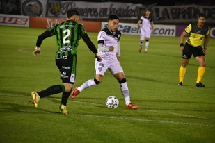 Nacional, Gimnasia, Nueva Chicago
