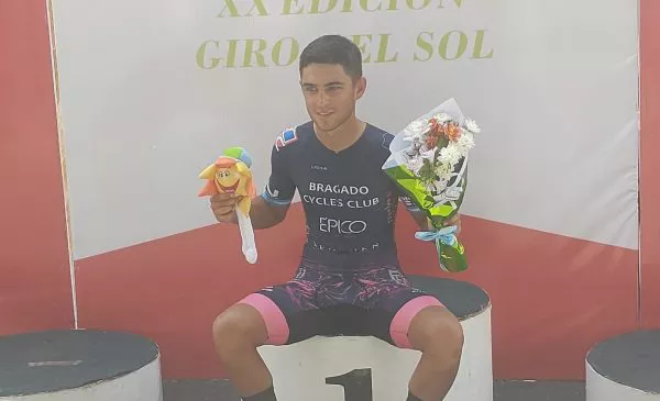 Ciclismo, Giro del Sol, ganó Nicolás del Negro