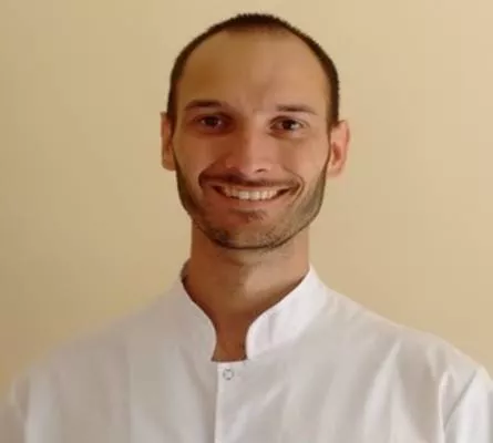 Dr. Maximiliano Morales