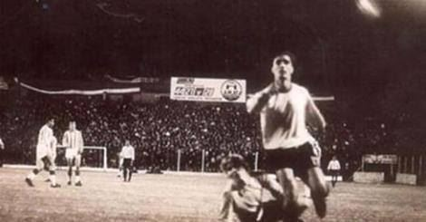 Juan Bazurco, cura futbolista ecuatoriano