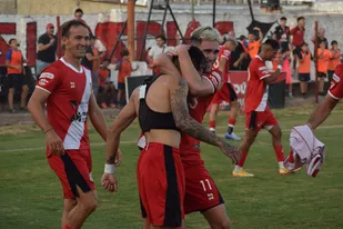 El Nacional, Maipú 3- Gimnasia y Esgrima de Jujuy 2