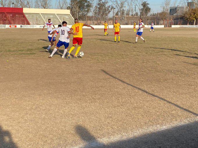 Liga Mendocina, Leonardo Murialdo 2- Cicles Lavalle 2