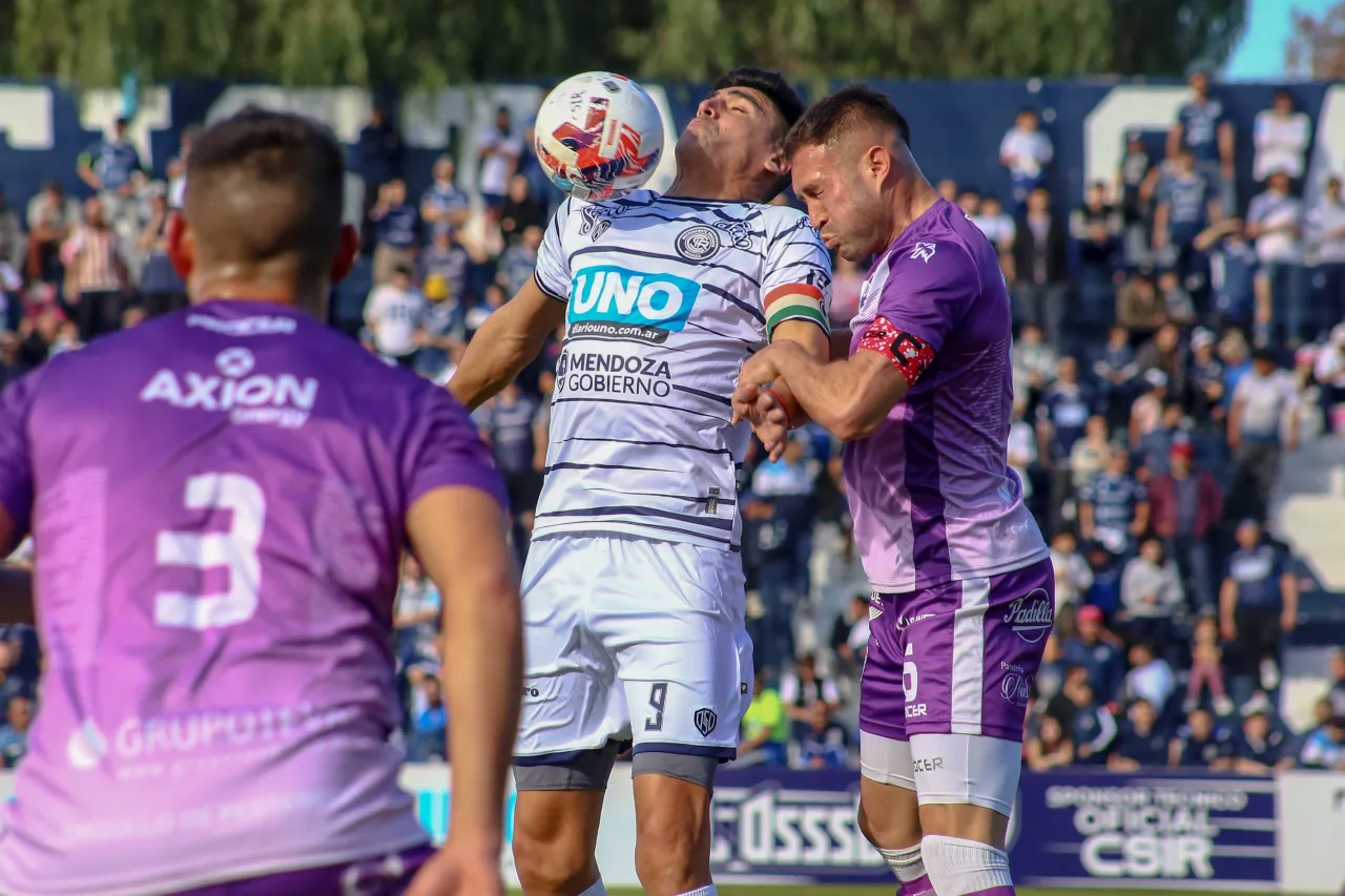 Primera Nacional, Indep. Riv. 0- Villa Dálmine 0
