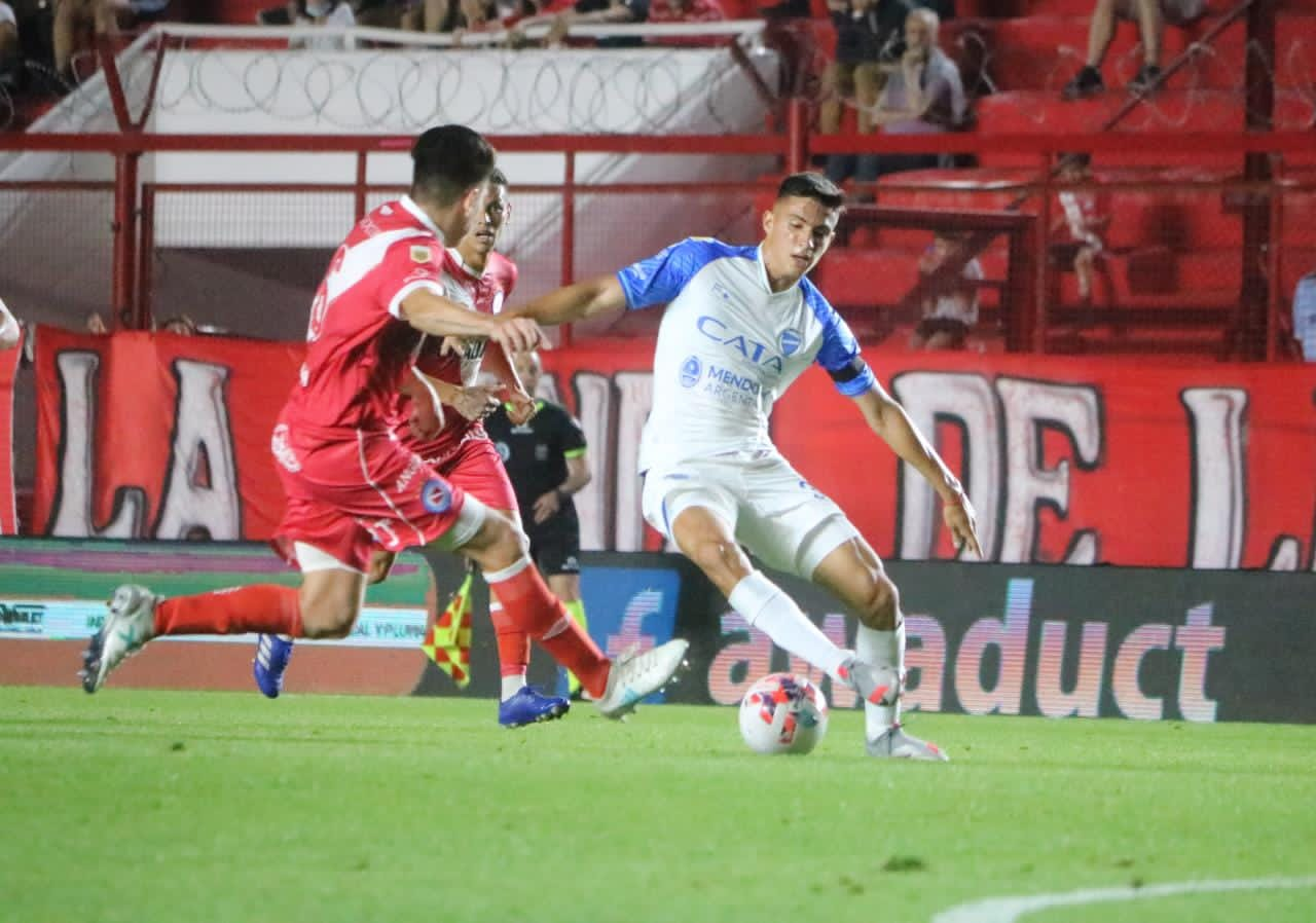 Futbol AFA. Argentinos y Godoy Cruz 0 a 0