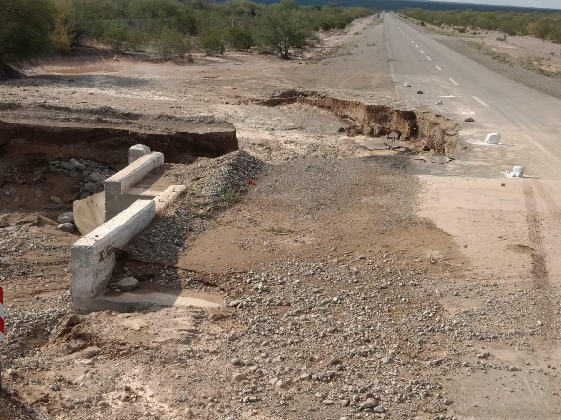 Daños en RN 40 en San Juan Daños en RN 40 en San Juan