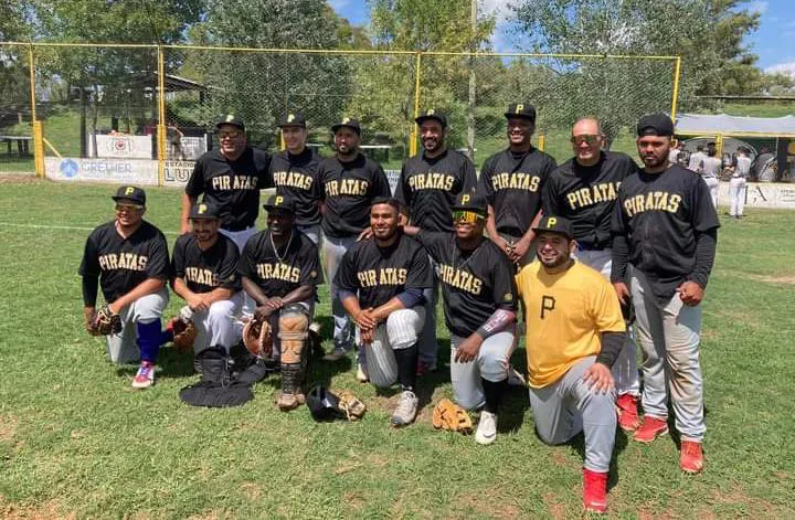 Softbol, Piratas de Uruguay