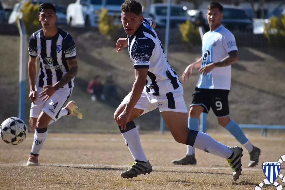 Liga Mendocina, CEC 3- Chacras 0