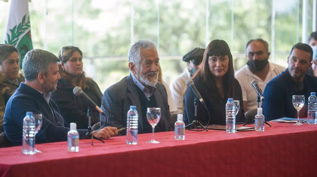 277355568_2426759240797129_793598285510473991_n-1024x571