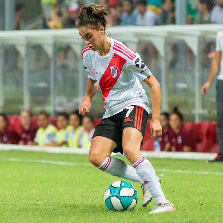 Futbol femenino, Martina del Trecco, de Villa Mercedes a