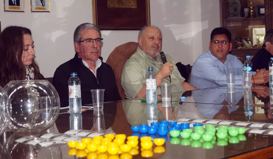 Copa Mendoza, Presentación