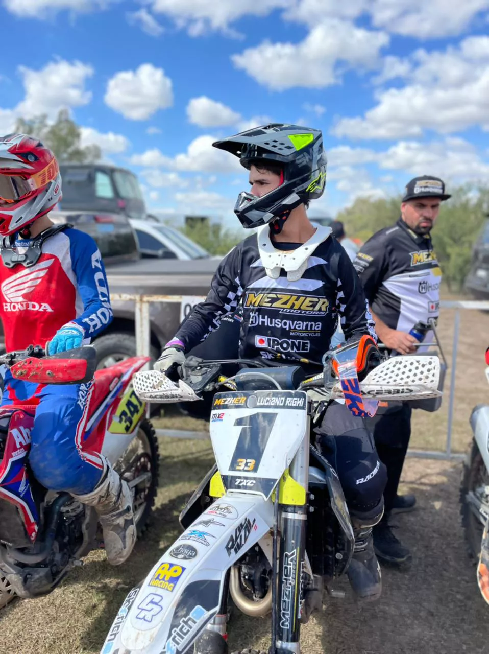 Motos, Luciano Righi, ayuda solidaria