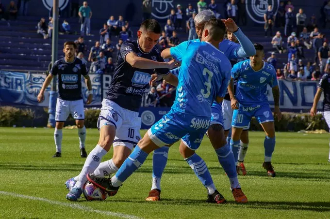 Primera Nacional, Independiente 1- Témperley 1