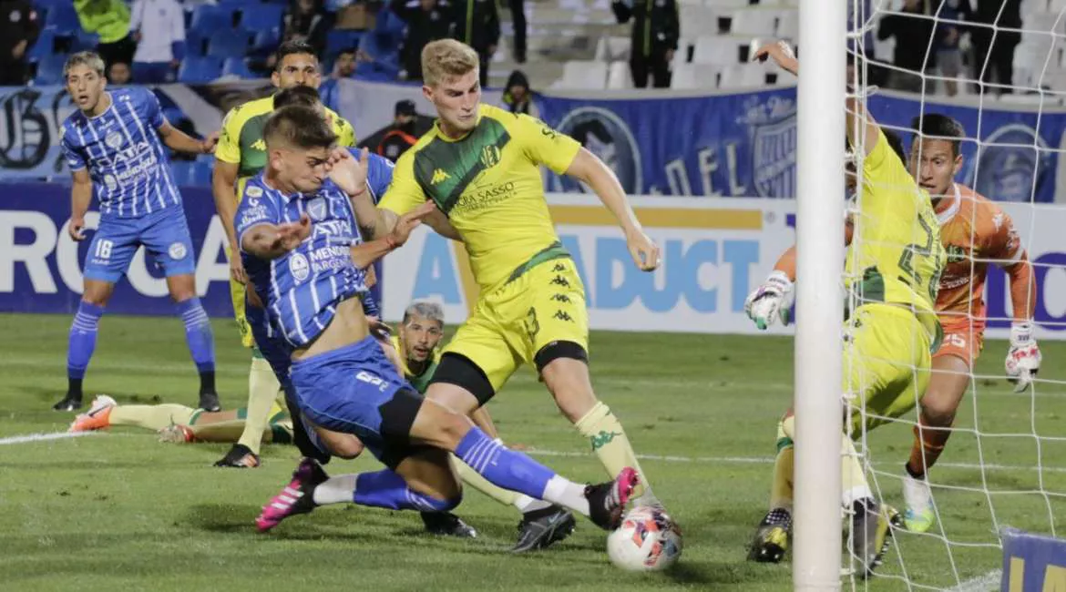 Futbol, Godoy Cruz 0- Aldosivi 2, 3ra fecha