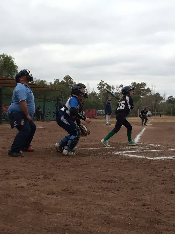 Softbol, Apertura 2023