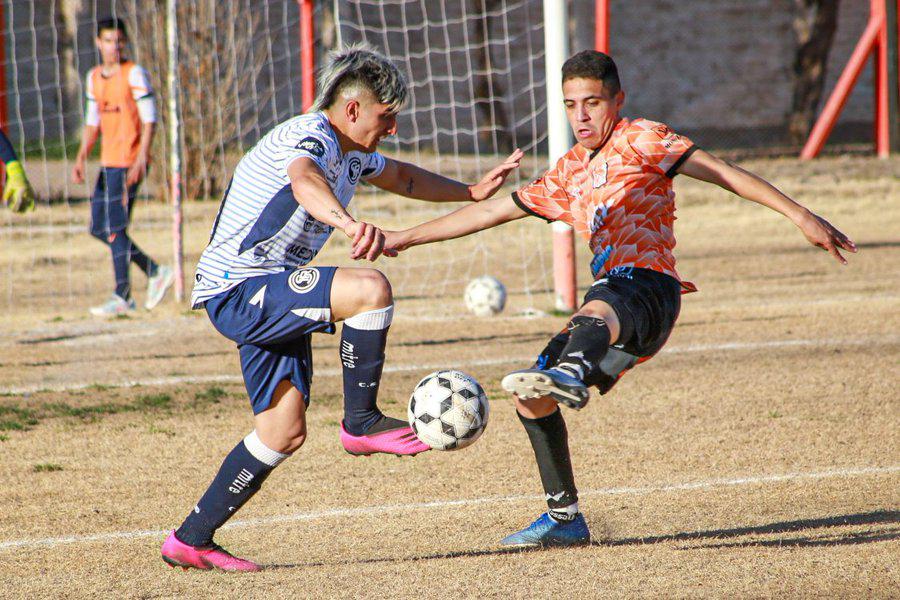 Liga Mendocina, Rivadavia 2 Independiente 2