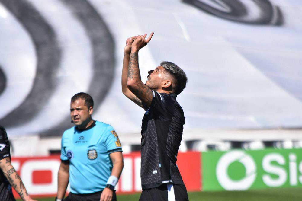 Futbol de Primera, Gimnasia 3- A. Brown 3