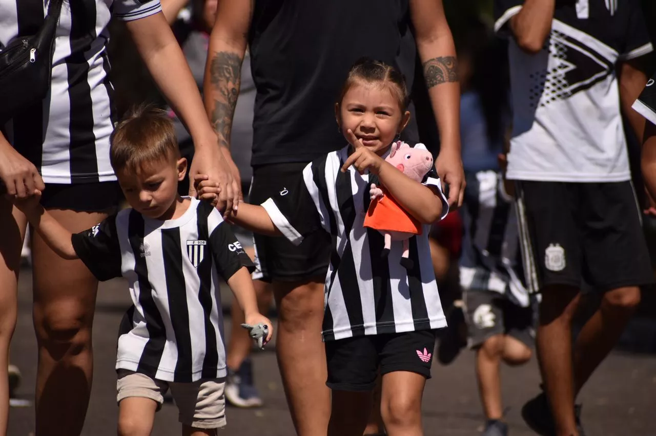 B Nacional, la familia en el Victor