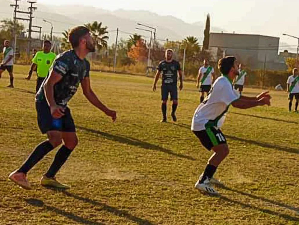Liga Mendocina, Banfield 3- Ferroviario 0