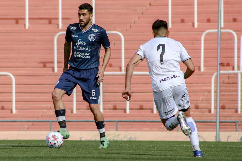 Primera Nacional, Independiente 1- Almagro 1