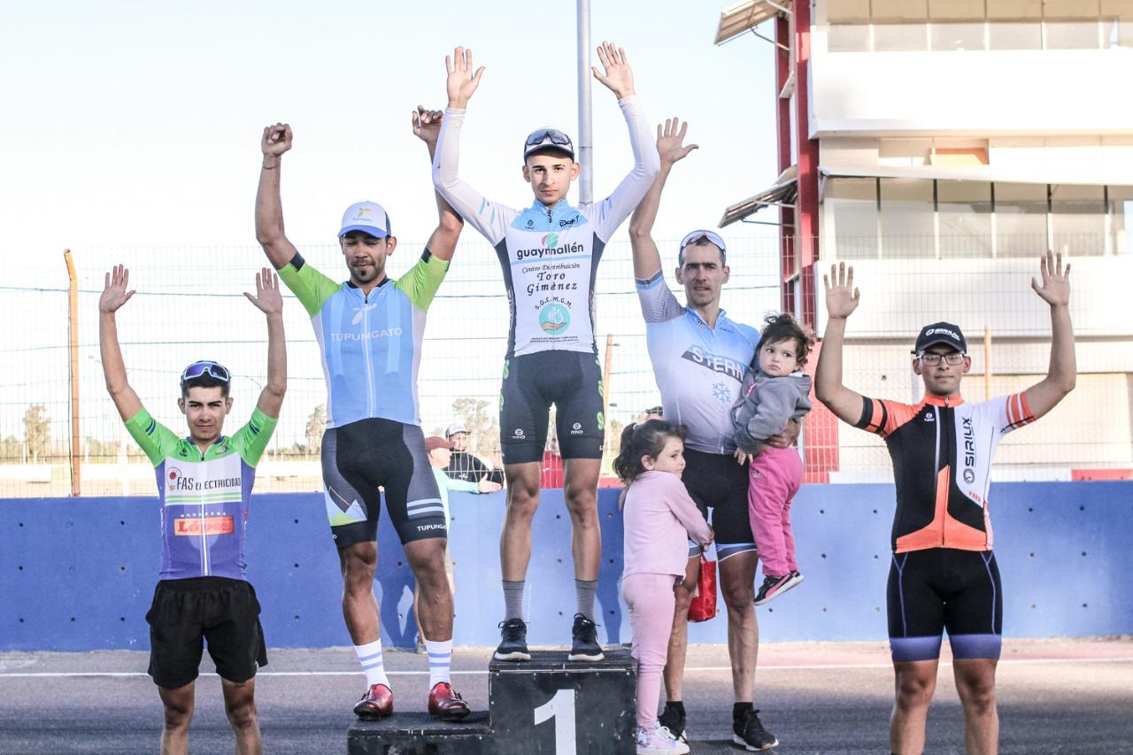 Ciclismo, Ramiro Castro, 17 años, Muni de {