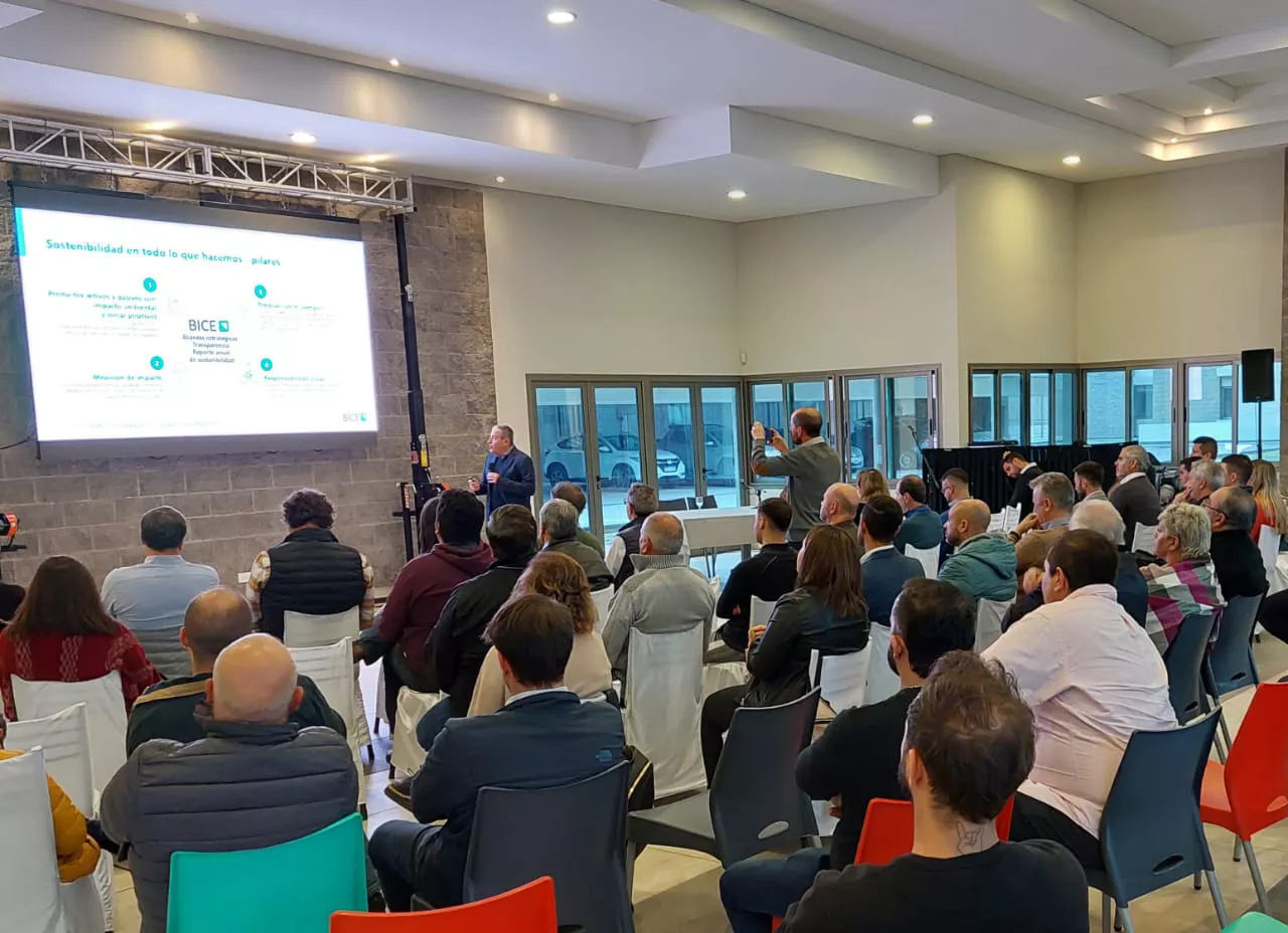 Las-Heras-estimula-el-desarrollo-local-de-las-Pymes-con-las-lineas-de-financiamiento-que-ofrece-el-Banco-de-Inversion-y-Comercio-Exterior-BICE-6