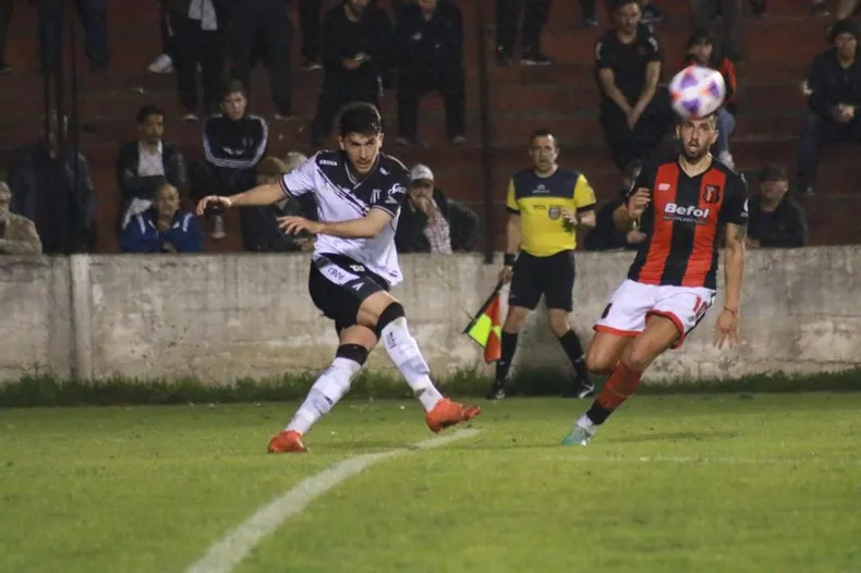 Nacional, Gimnasia, Defensores de Belgrano
