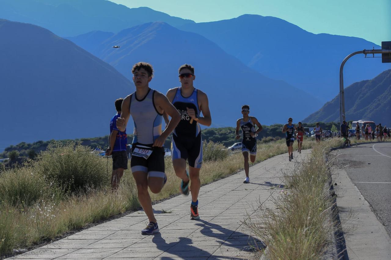 Triatlón Revancha en Potrerillos
