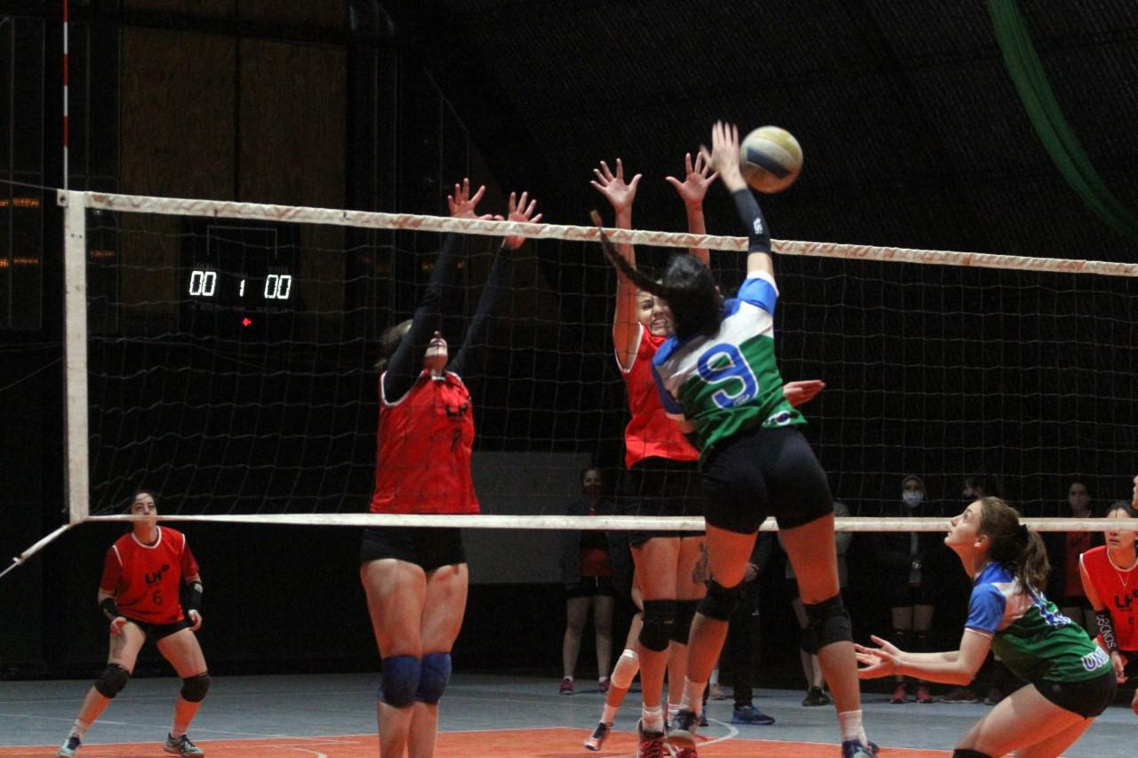 Vóley, UNCuyo venció a Las Heras