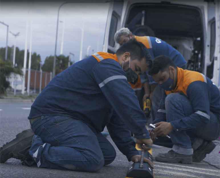 trabajadores-en-ciclovia-rodriguez-peña