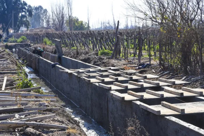 Canal-de-calle-Tabanera-4-700x467