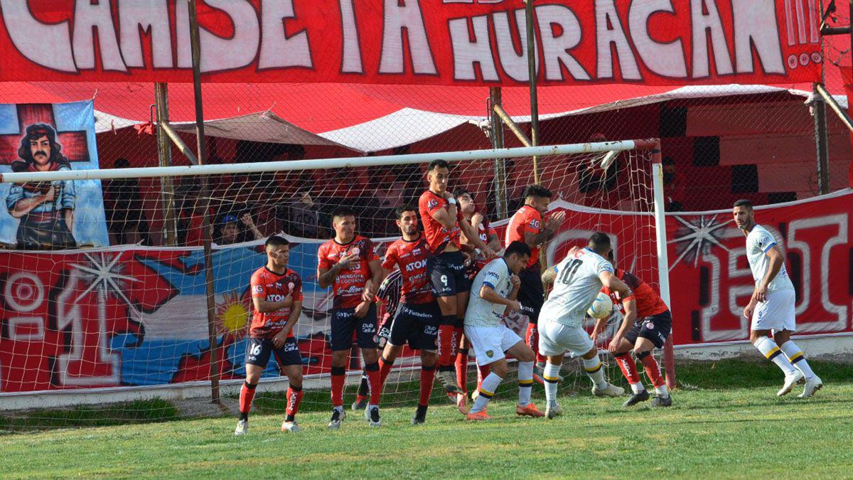 Federal A, empataron Huracán LH y Juventud SL