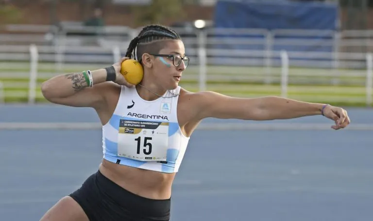 Atletismo, Flora Dupans, Selección Argentina