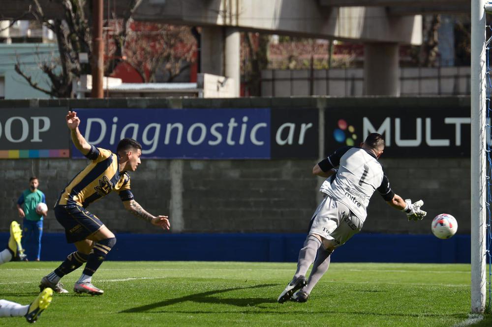 B, Atlanta y Gimnasia 1 a 1