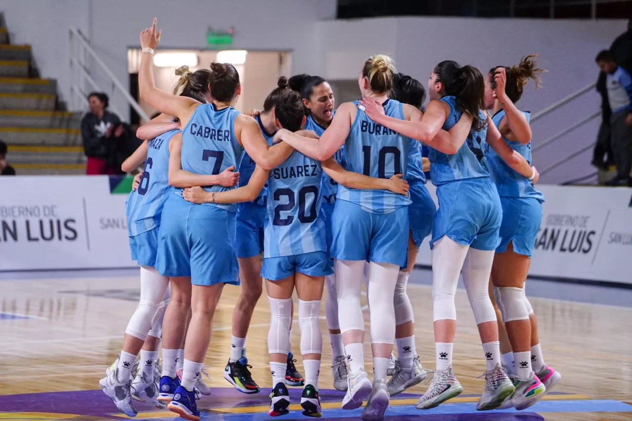 Basquet, Sudamericano femenino, Argentina clasificada