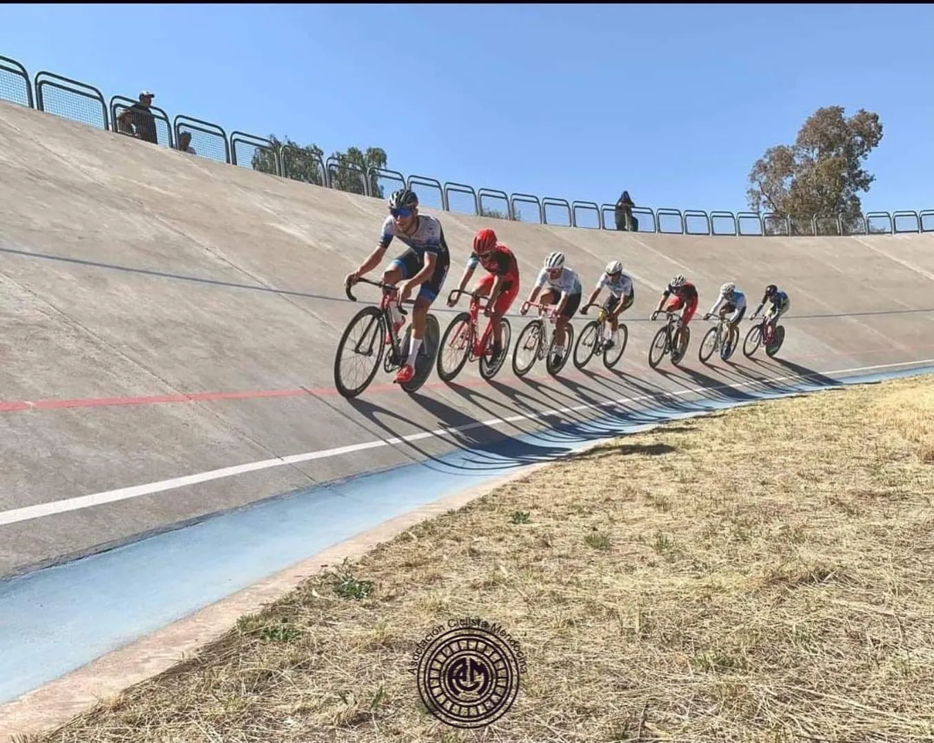 Ciclismo, Velódromo provincial