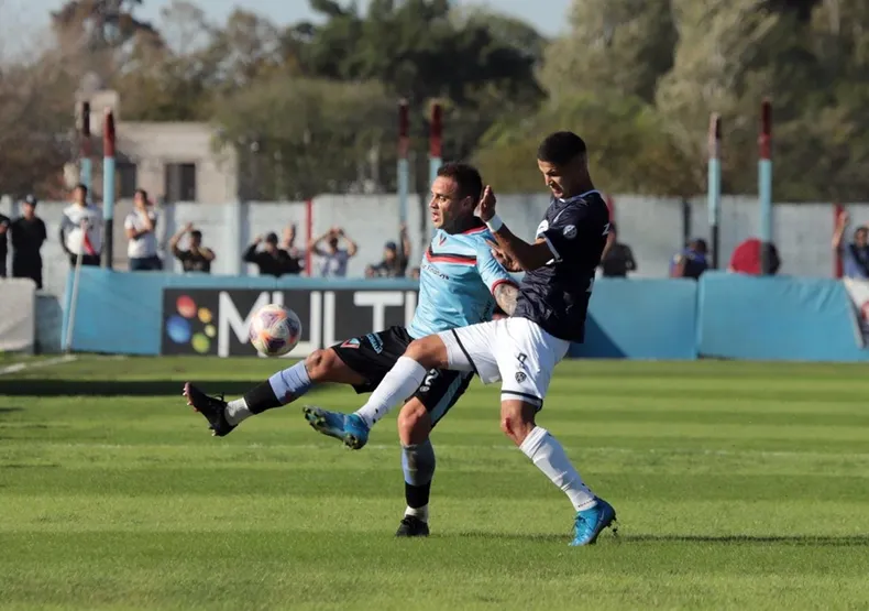 Ascenso, Brown de Adrogué 0- Independiente 0