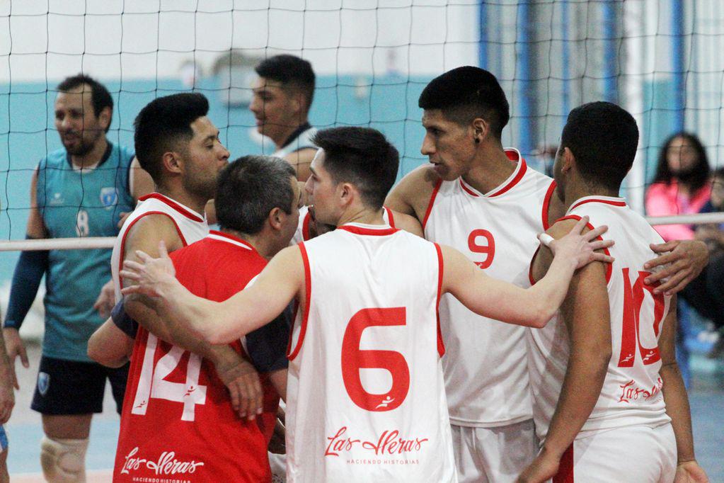 Voley, Las Heras venciò a Gutierrez