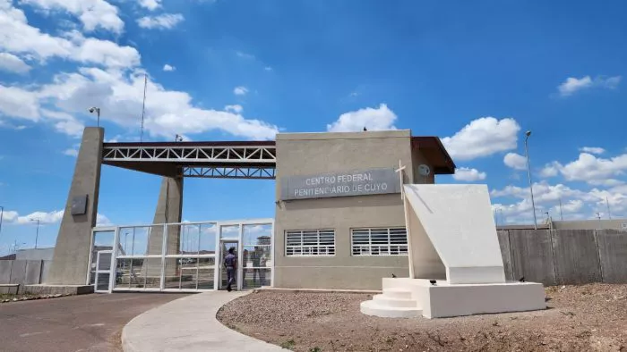 WhatsApp-Image-2023-01-18-at-14.44.09-1-700x394