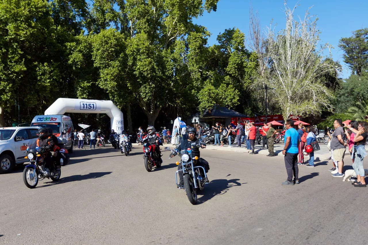Las Heras, Cristo Redentor, motoviajeros
