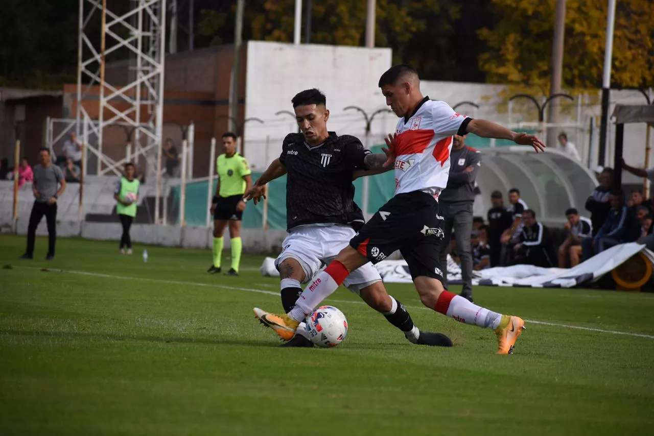 Ascenso, Gimnasia (Mza) 1- Morón 0