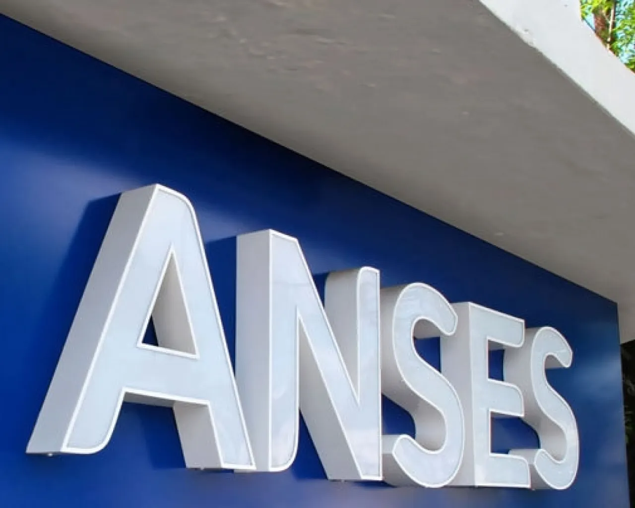 ANSES