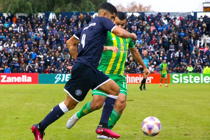 Ascenso, Independiente 2-Aldosivi 1