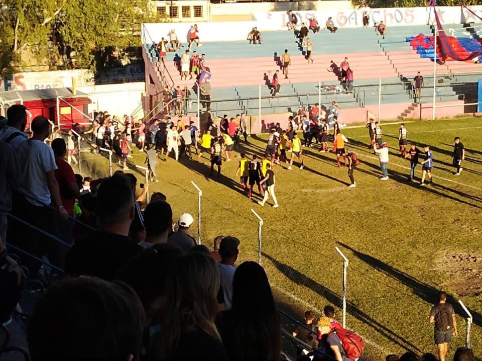 Incidentes en Andes Talleres - Rodeo del Medio