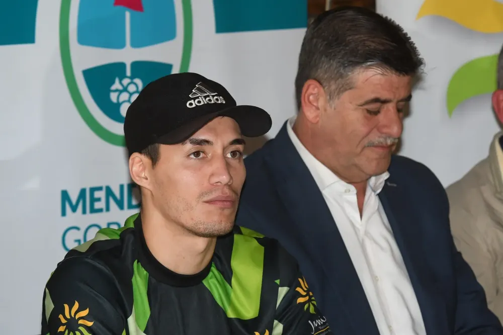 Boxeo, Segura en velada internacional