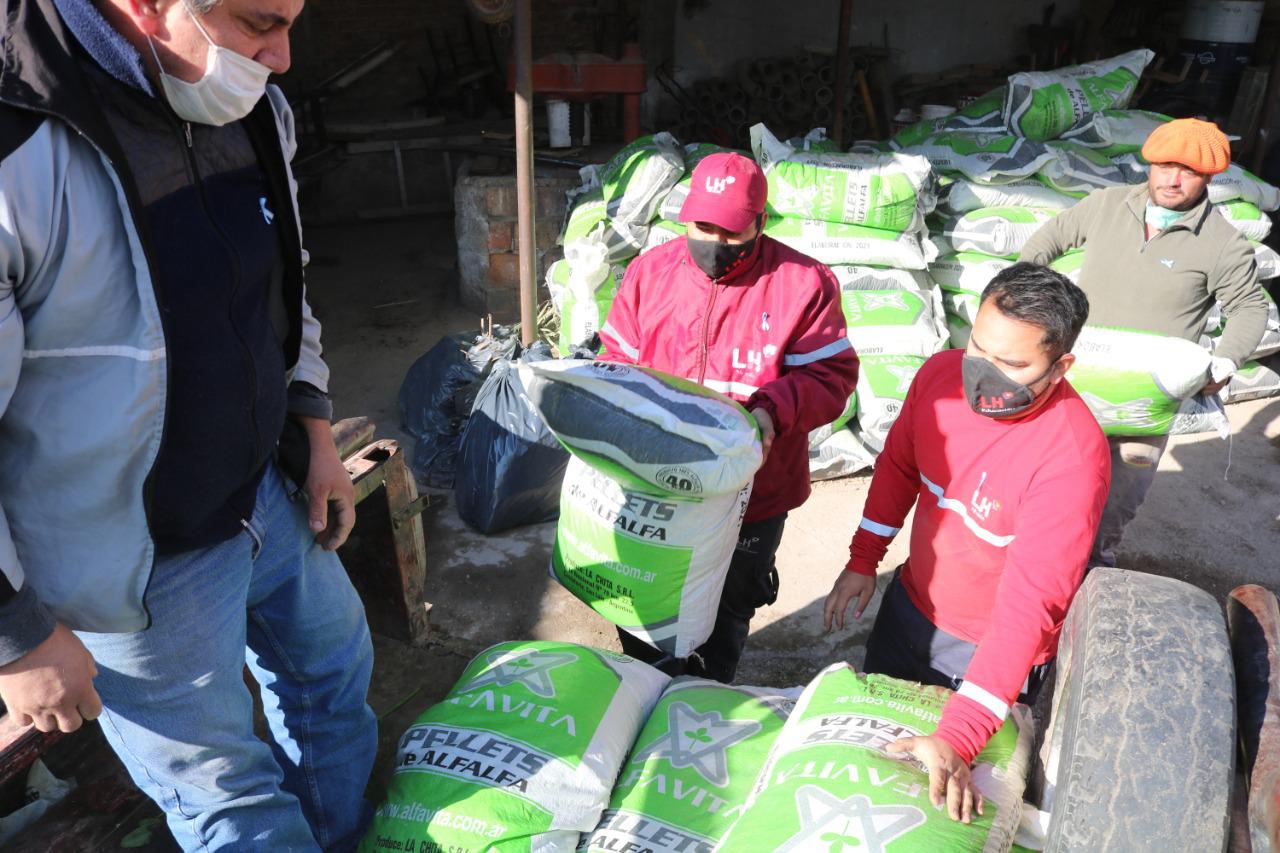 Entrega alimento productores (4)