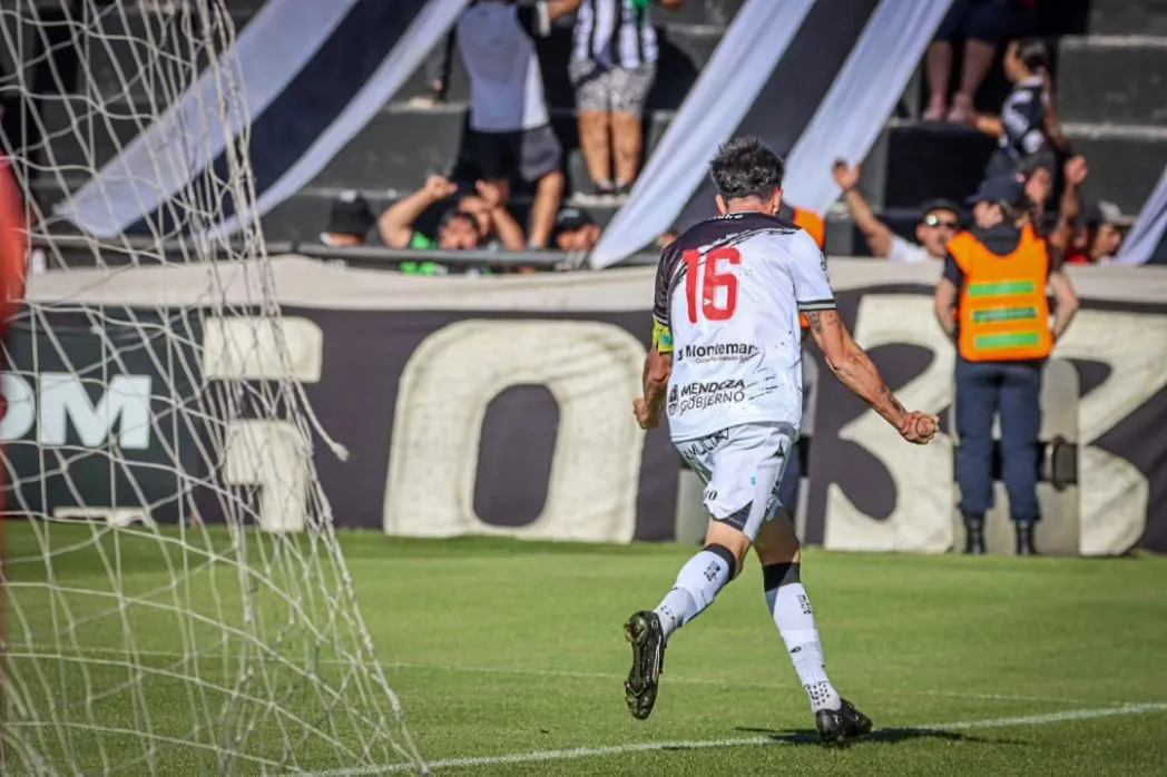 Nacional, Lobo clasificado
