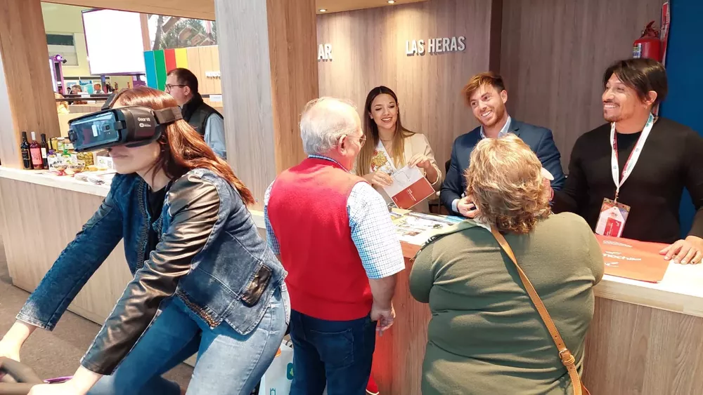 Las Heras, stand en la FIT