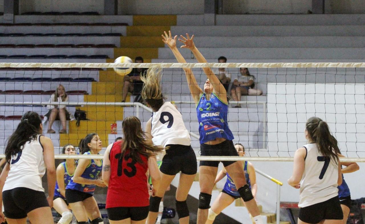 Voley, Porres 3- Talleres 2