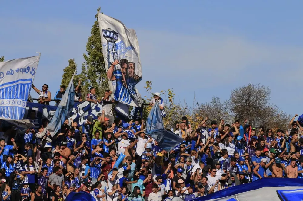 Tomba, Hinchas en el Legrotaglie