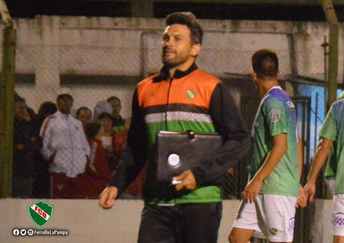 DT herido de un balazo, Mauricio Romero, Ferro de Pico